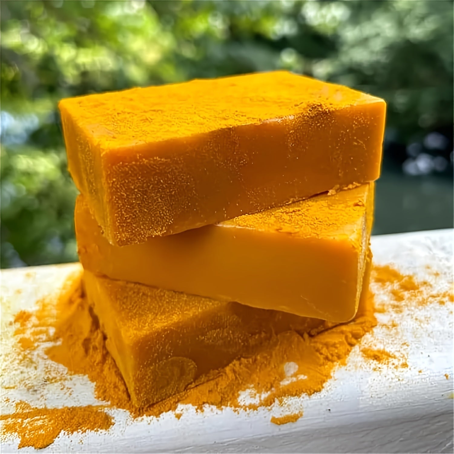 4-Pack Turmeric & Kojic Acid Soap Set, 100g Each, Deep Cleansing & Moisturizing, Natural Handmade Bar for Light Beige & Hair Care, Alcohol-Free, Body Use, Includes Bathroom Soap Dish & Loofah