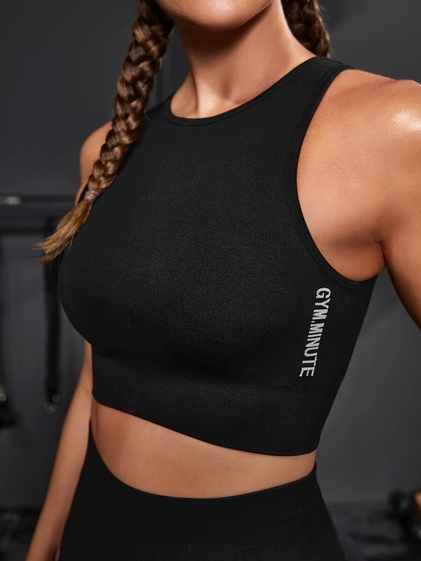 Top Deportivo Sin Costuras | Diseño Bordado | Cuello Redondo | Ticotrendy