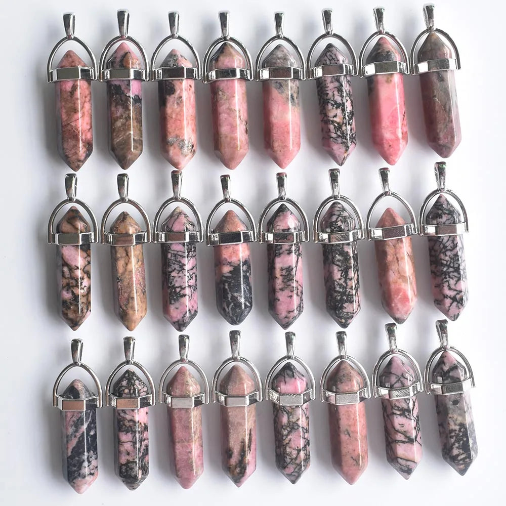 Venta al por mayor, 24 unids/lote, calidad de moda, surtido de piedra natural, dijes de pilar mezclados, colgantes y collares de chakra para hacer gratis