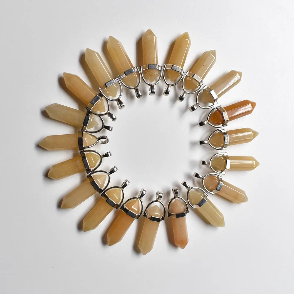 Venta al por mayor, 24 unids/lote, calidad de moda, surtido de piedra natural, dijes de pilar mezclados, colgantes y collares de chakra para hacer gratis