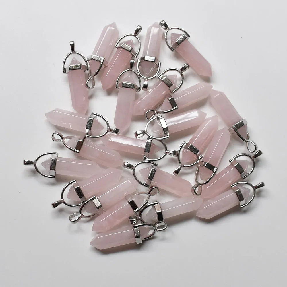 Venta al por mayor, 24 unids/lote, calidad de moda, surtido de piedra natural, dijes de pilar mezclados, colgantes y collares de chakra para hacer gratis