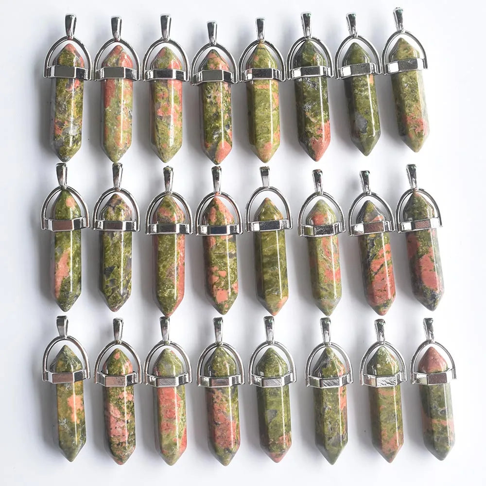 Venta al por mayor, 24 unids/lote, calidad de moda, surtido de piedra natural, dijes de pilar mezclados, colgantes y collares de chakra para hacer gratis
