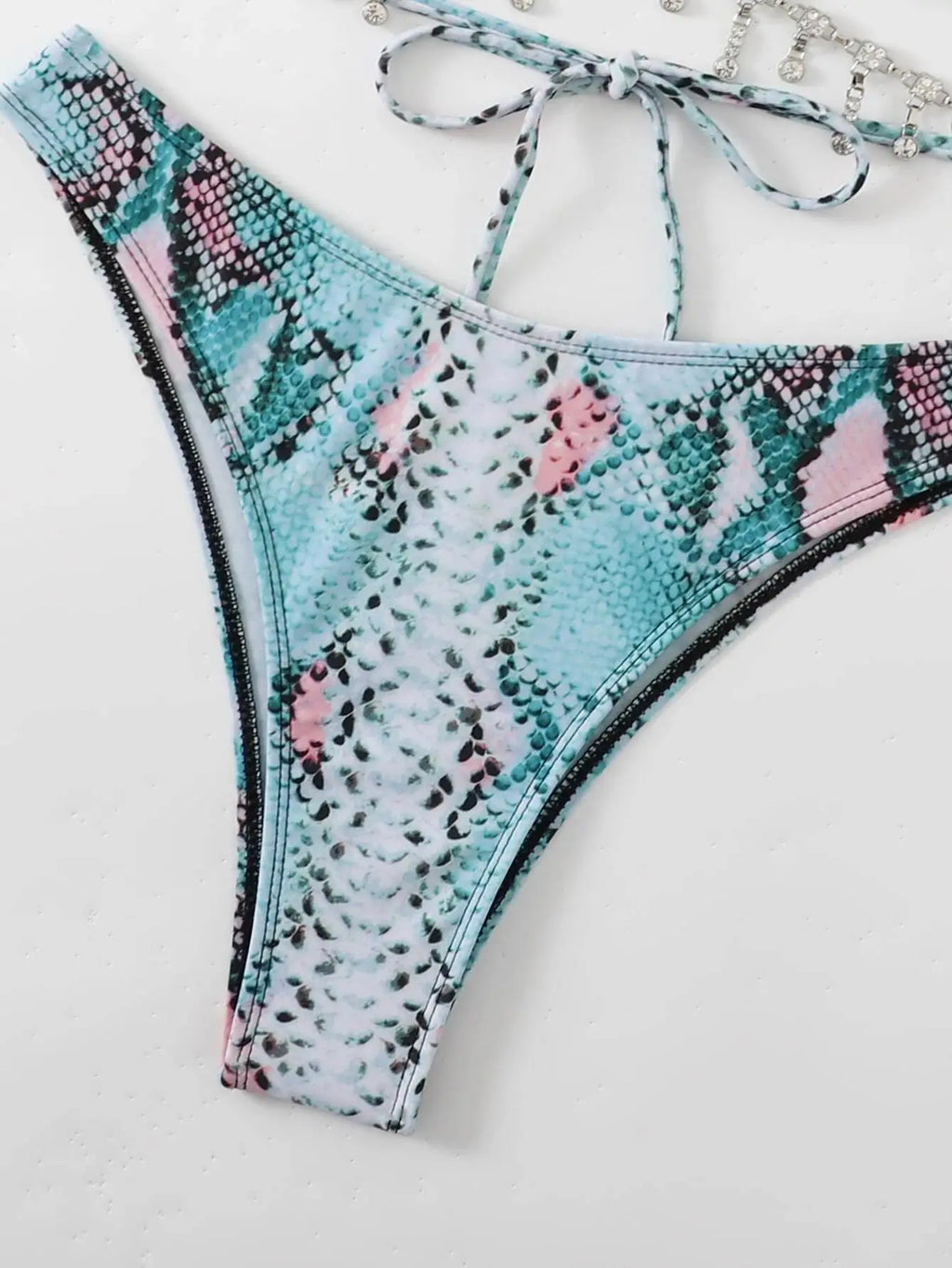 Bikini de Serpiente con Lentejuelas - Traje de Baño Glam para la Arena