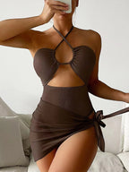 Bañador de Una Pieza Halter Recortado con Falda - Estilo Sexy y Monocromático