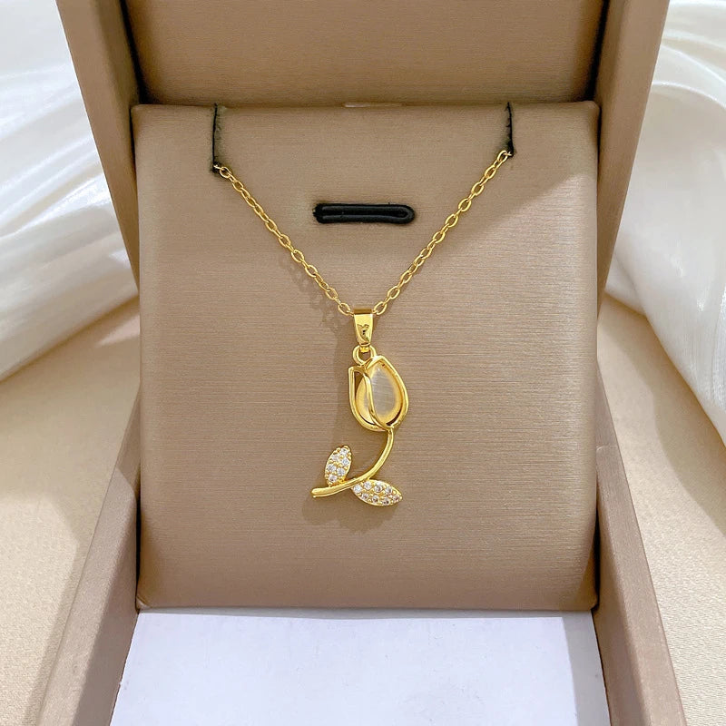 Collar Vintage Mujer ∣ Piedra Lunar Tulipán ∣ Acero Inoxidable Elegante