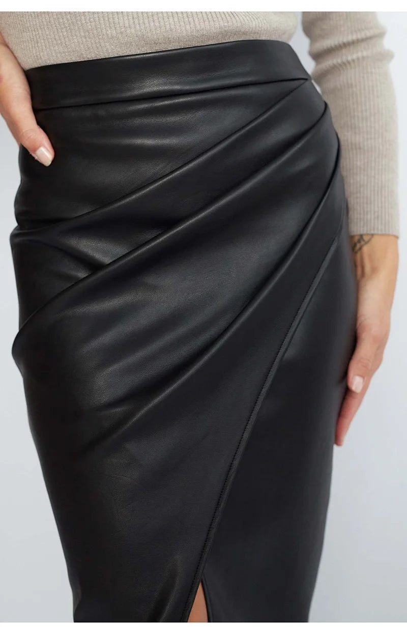 Falda Midi De Cuero Sintético Con Abertura Y Pliegues Sexy