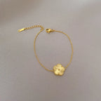 Pulseras con dijes de flores simples clásicas de acero inoxidable para mujeres y niñas, pulsera de flores de Color dorado, regalos de joyería para amigos