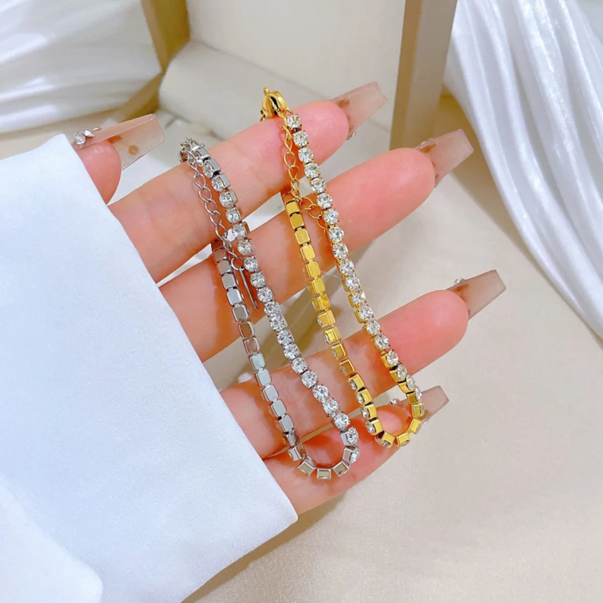 Pulseras de cadena de tenis de circonio brillante de acero inoxidable para mujeres y niñas, brazalete de lujo, accesorios de mano, regalos de joyería para amigos
