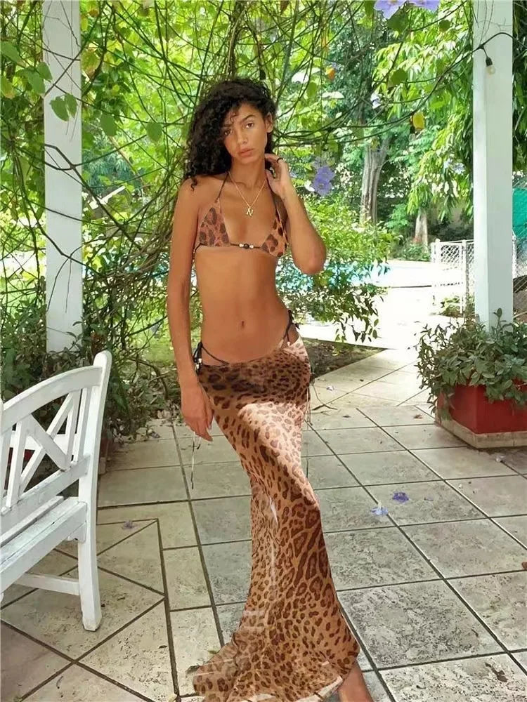 Bikini de Cebra con Falda - Conjunto de Dos Piezas para el Verano Costarricense