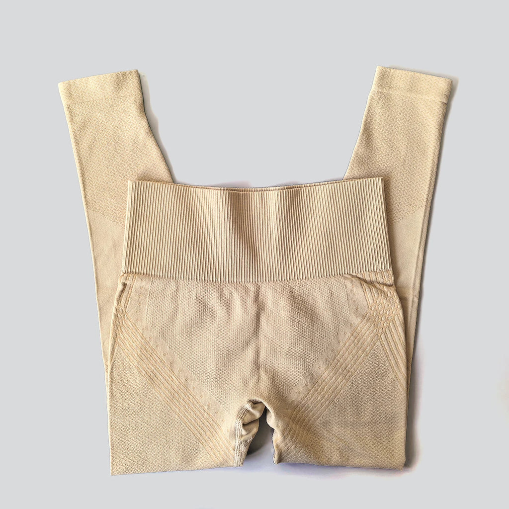 VEQKING Pantalones de yoga sin costuras para mujer, leggings deportivos de cintura alta con líneas delgadas, de secado rápido, elásticos, para gimnasio, correr, levantamiento de cadera, entrenamiento