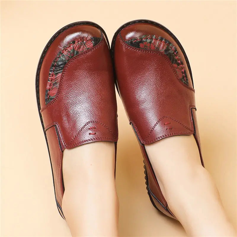 Mocasines de Cuero Genuino con Estampado Floral | Suela Blanda | Punta Ancha | Estilo Retro