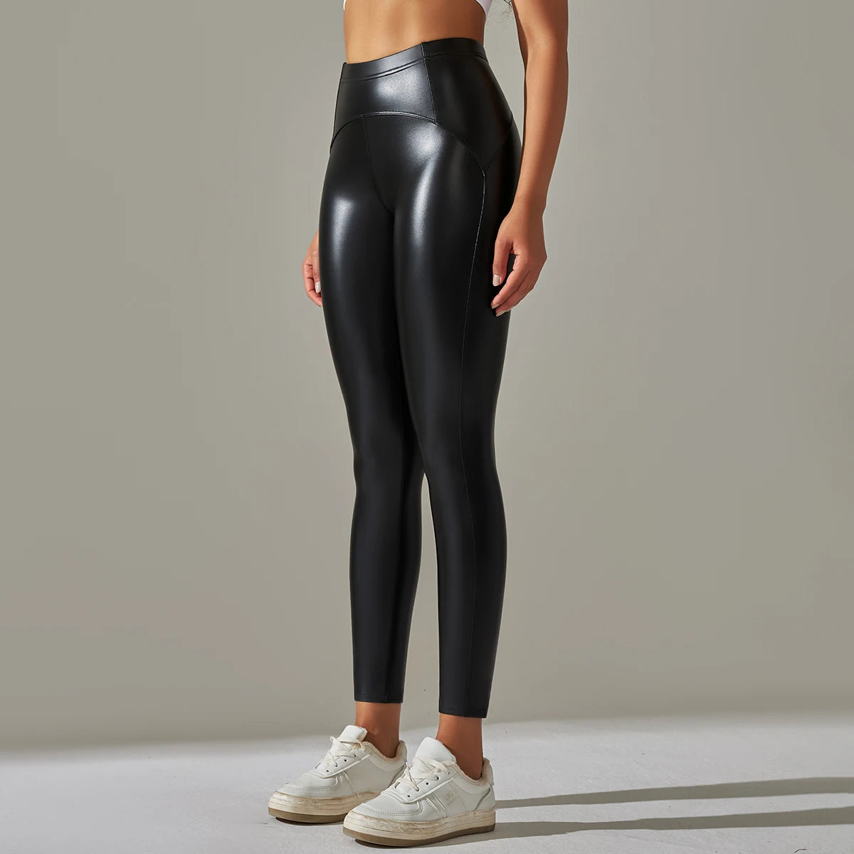 Pantalón Lápiz Alto Ticotrendy | Cuero PU Elástico | Otoño Invierno