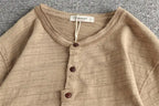 Cuello Camiseta básica hombre en TicoTrendy color beige | Algodón 100% | Cuello con botones | Estilo retro | Manga corta.