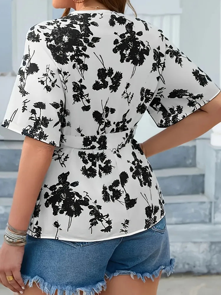 Blusa Estampado de Hojas | Manga Corta | Talla Grande | Tico Trendy