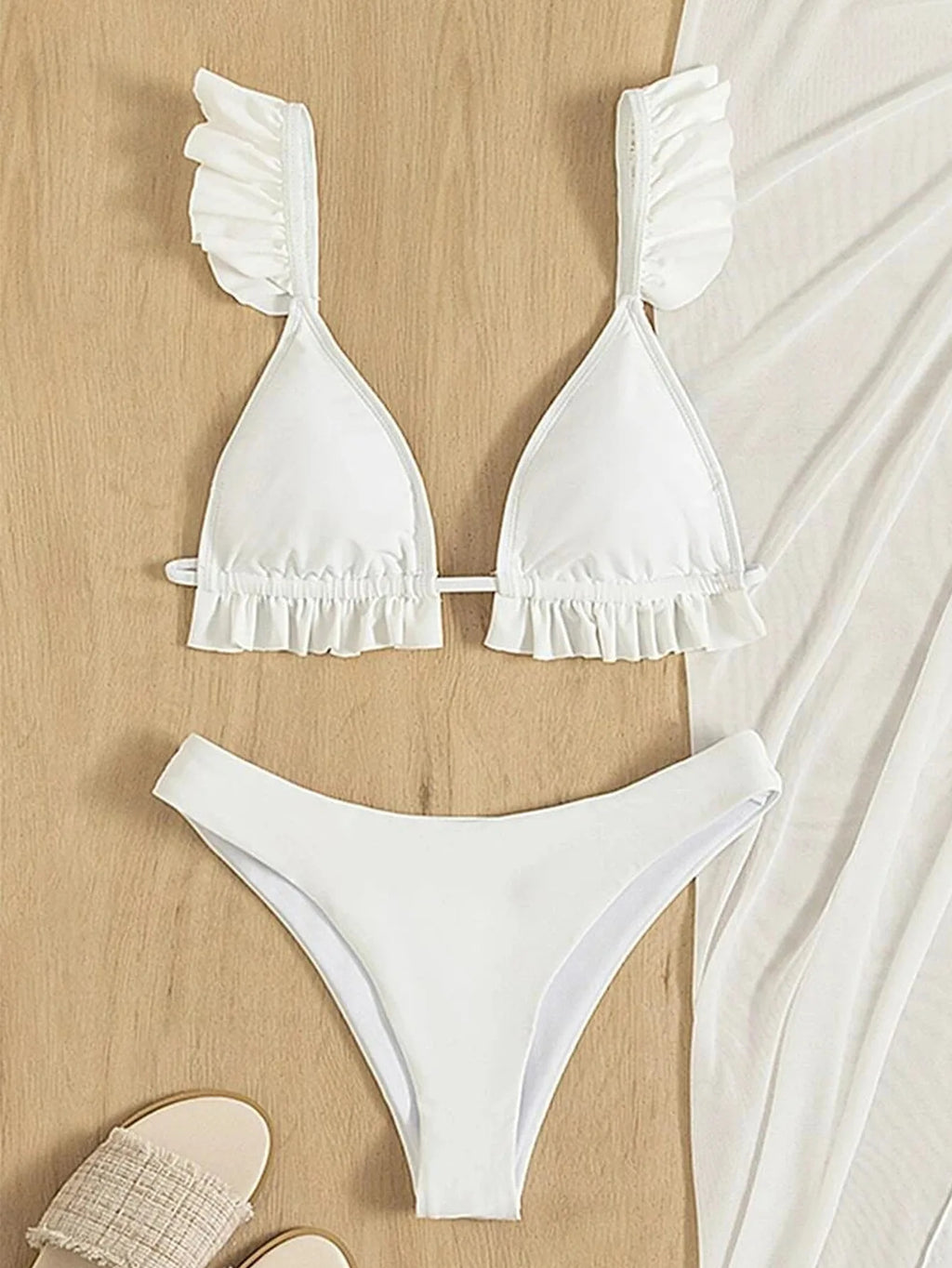 Bikini con Volantes y Falda - Conjunto Monocromático para la Playa Tica