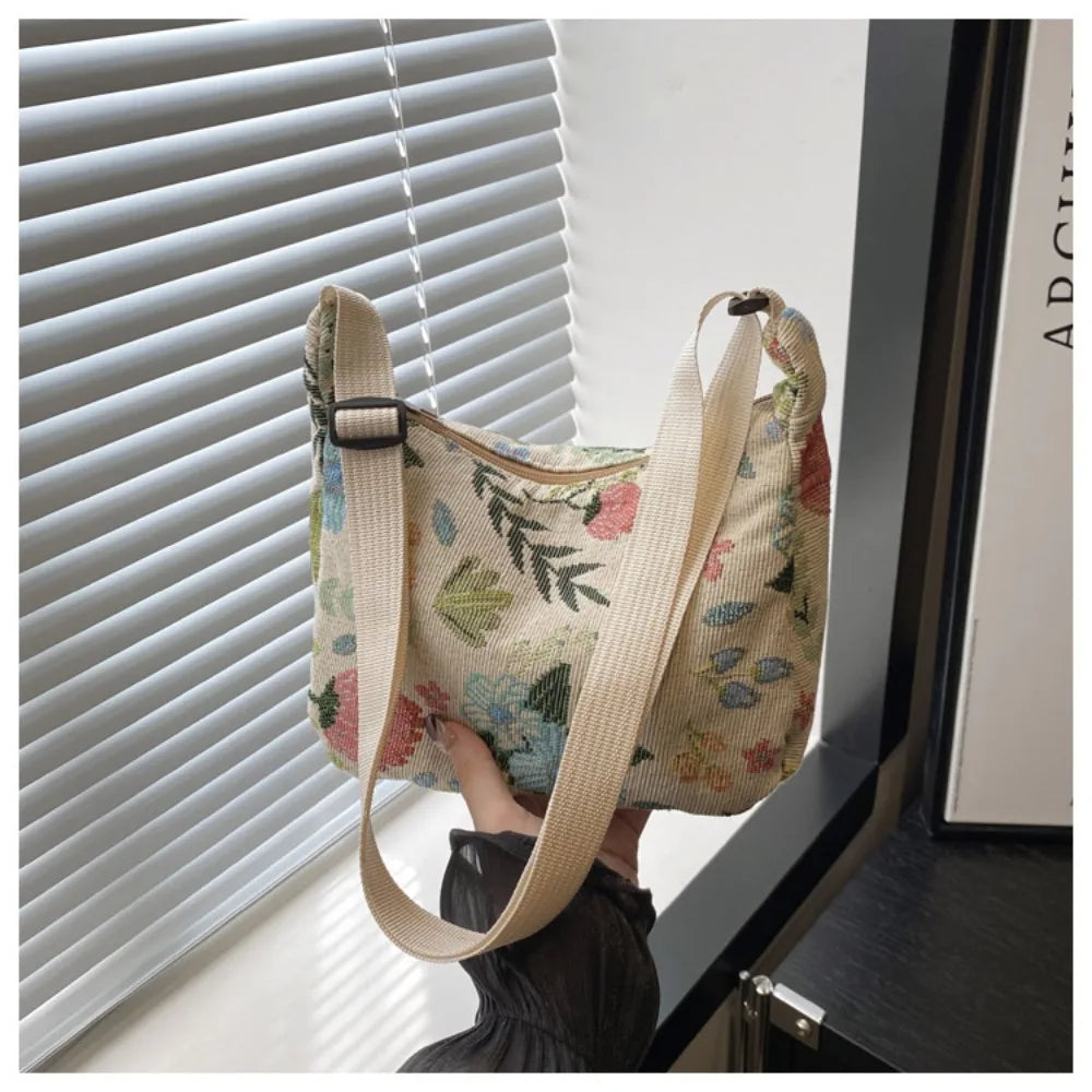 Bolso Bandolera Vintage Media Luna con Estampado Floral y Textura para Mujer