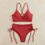 Bikini con Cordones y Cuello en V Profundo - Triangulares