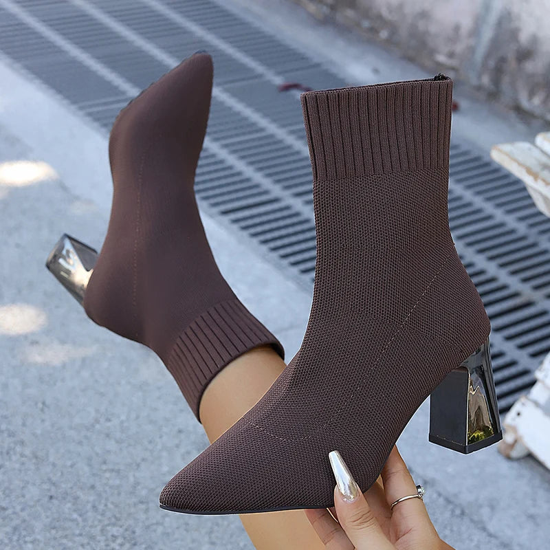 Botines Tejidos | Punta Fina y Tacón Grueso | Estilo Tico Elegante
