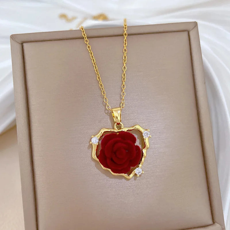 Collar con colgante de corazón y flor rosa desplumada roja Vintage de Color dorado para mujer, cadena de acero inoxidable, accesorios de joyería, regalos