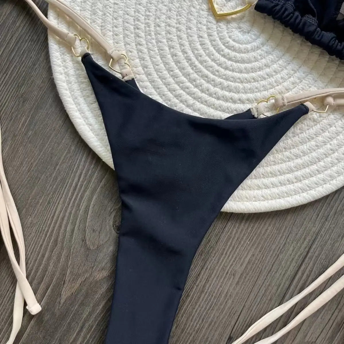 Bikini de Nailon con Correa de Corazón para Resort y Spa