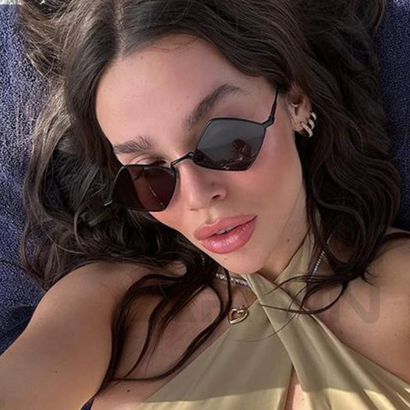 Gafas Sol Punk Rombo Pequeño Marco Metálico | Diseñador Tendencia UV400 Para Conducir
