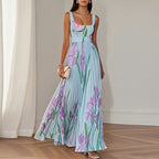 Vestido Largo Bohemio Floral con Cuello Cuadrado y Tirantes Finos