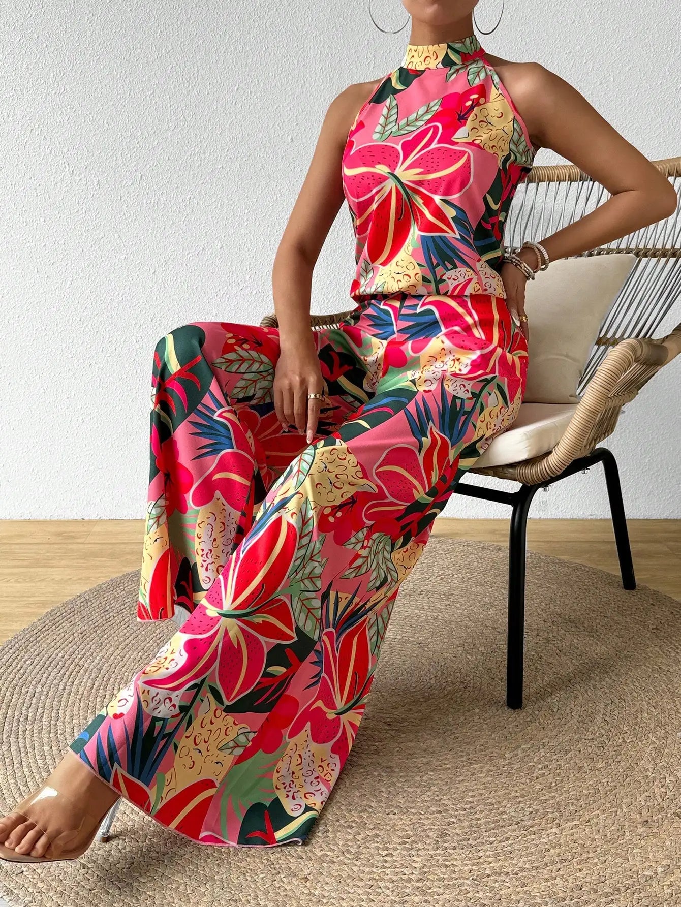 Conjuntos de señora para mujer Halter rosa sin espalda Floral sin plantas conjuntos cortos conjunto de dos piezas para mujer más vendido