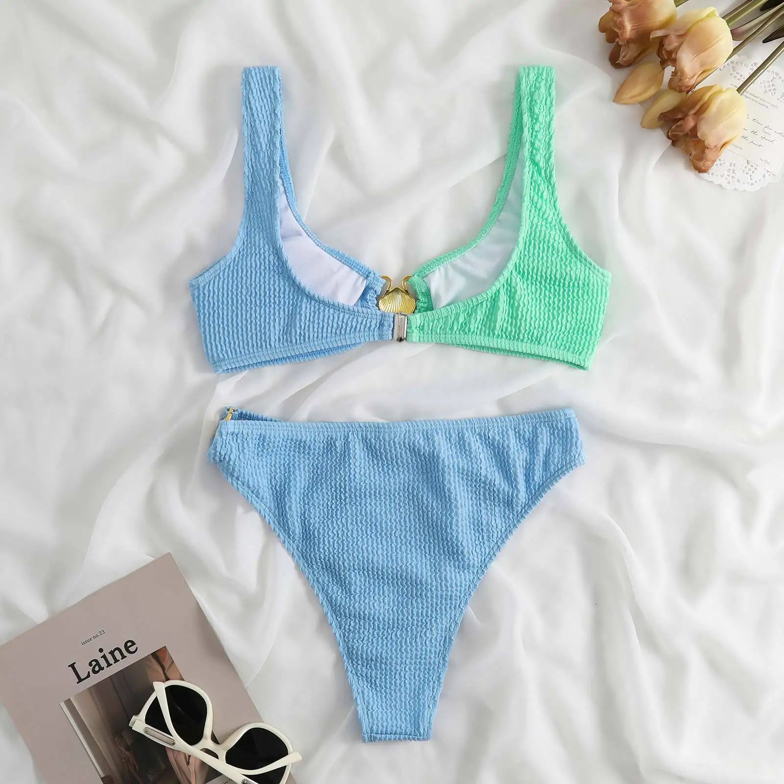 Bikini de Dos Piezas con Concha - Top Sexy para Playas de Guanacaste