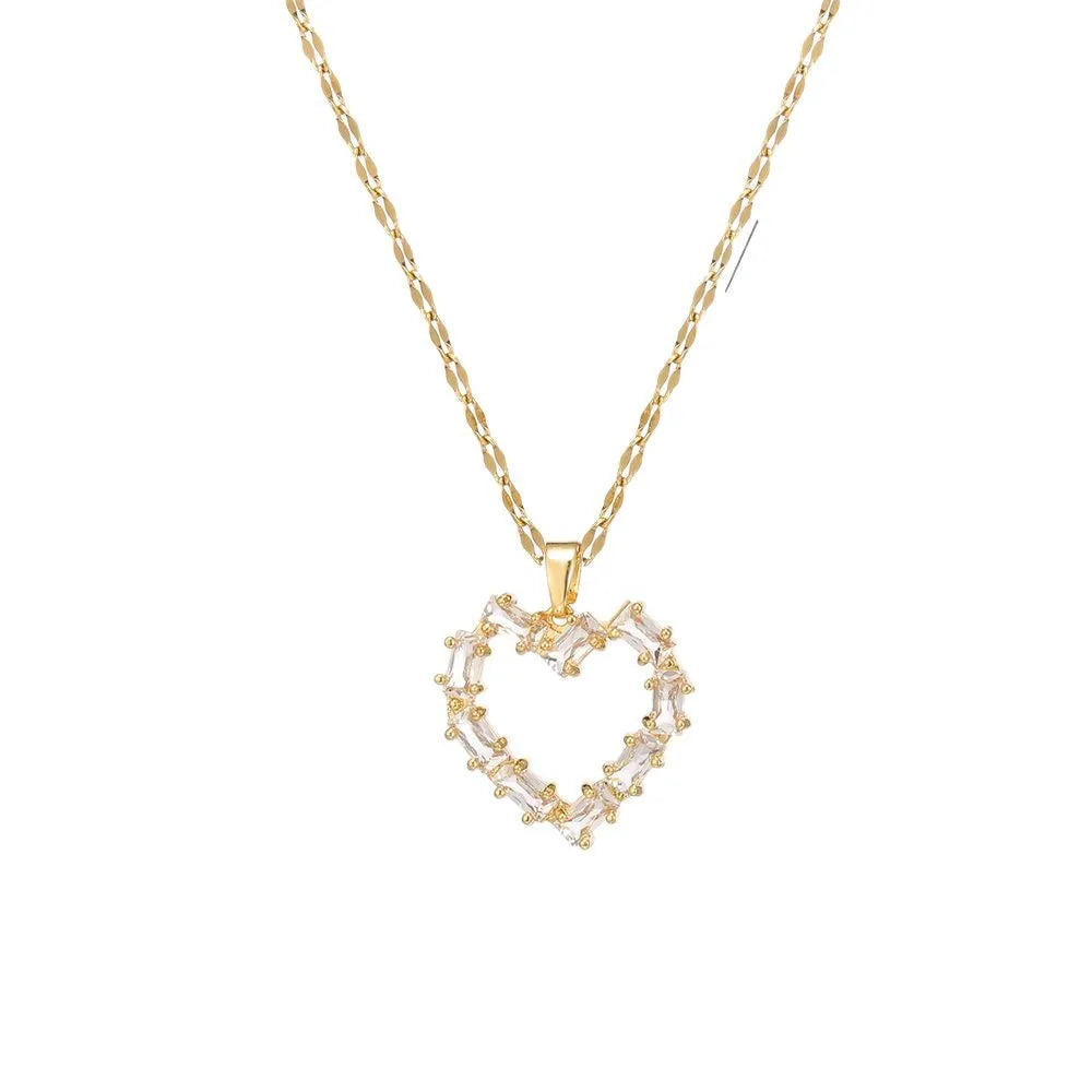 Collar de Corazón con Circón | Elegancia Minimalista en Acero Inoxidable