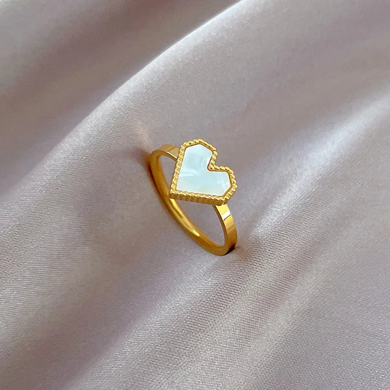 Anillos simples de corazón de amor de concha de acero inoxidable para mujeres y niñas, anillos de concha blanca y negra, regalos de joyería para amigos