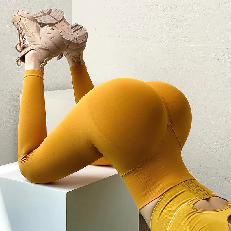 VEQKING, pantalones de Yoga de cintura alta para mujer, mallas deportivas sin costuras para realzar la cadera, mallas elásticas sólidas de realce para gimnasio, pantalones de entrenamiento para Fitness