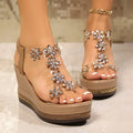 Sandalias de cuña con flores y diamantes de imitación para mujer, sandalias de plataforma gruesas con cristales de lujo, zapatos de fiesta de tacón súper alto de Pvc transparente, 2025