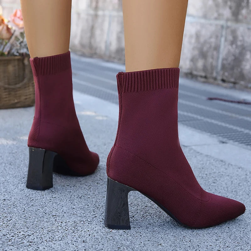 Botines Tejidos | Punta Fina y Tacón Grueso | Estilo Tico Elegante