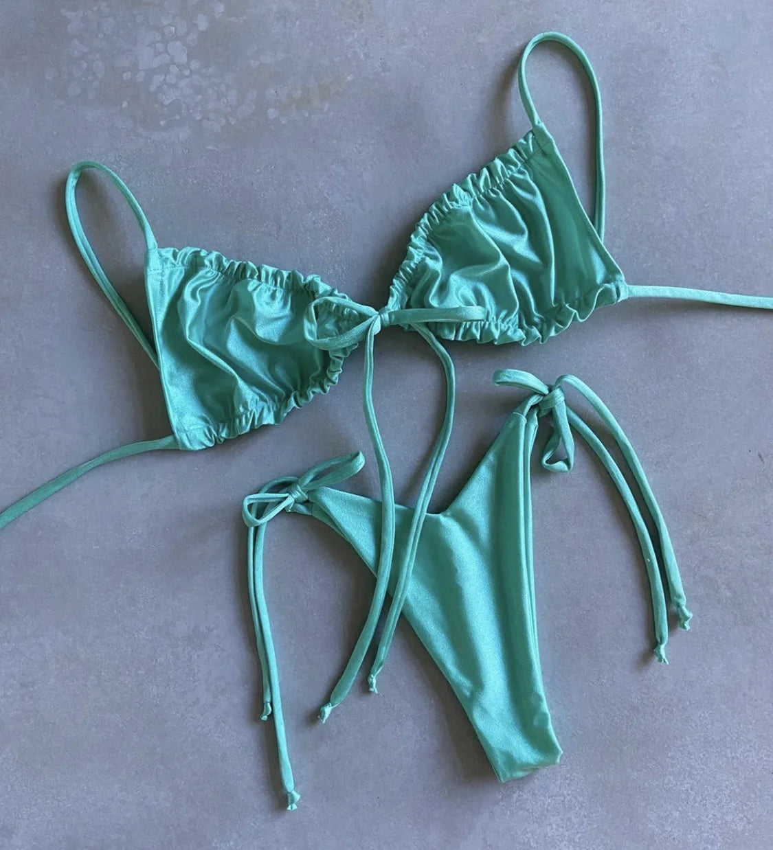Bikini Sexy de Cintura Alta y Color Sólido - Traje de Baño de Verano 2025