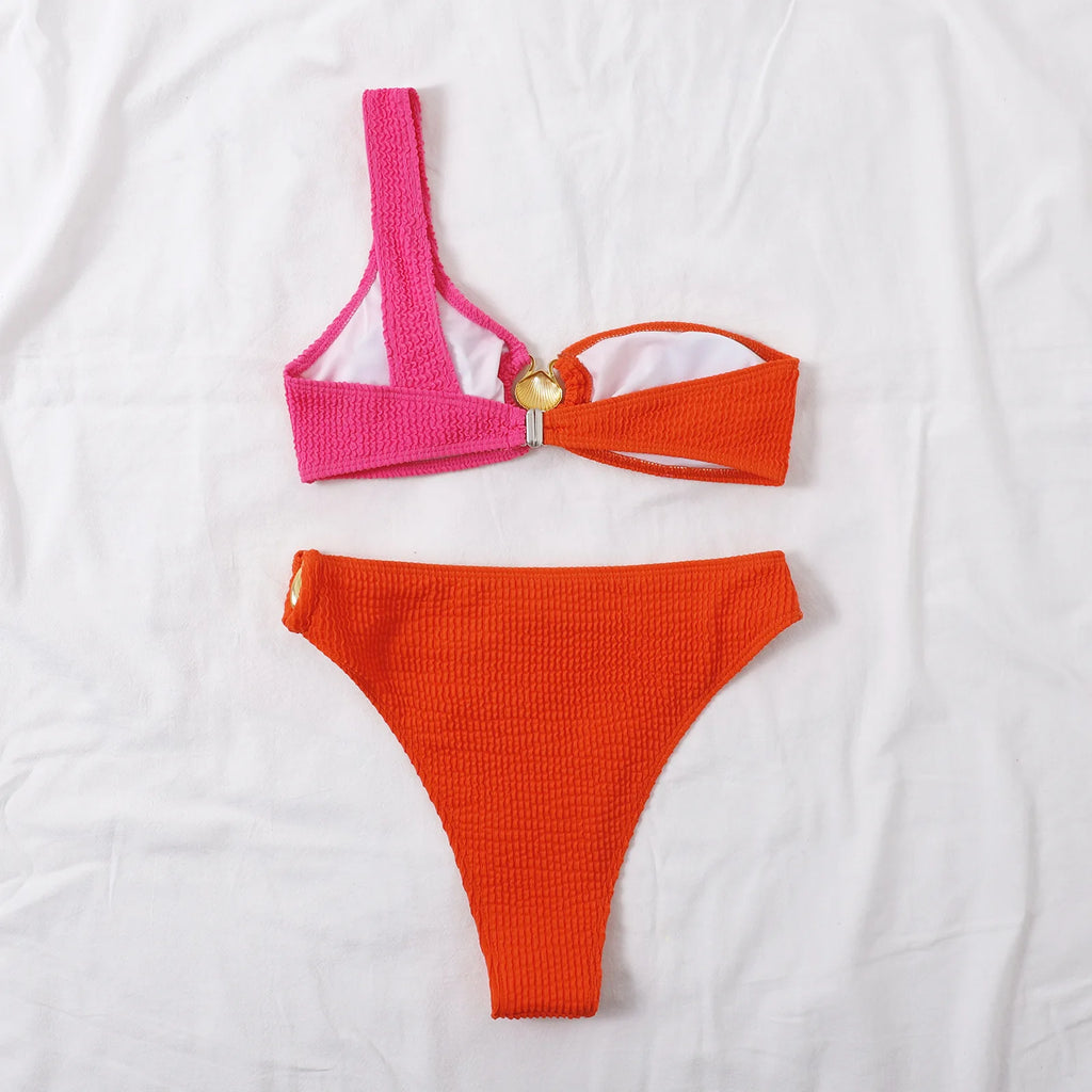 Bikini de Dos Piezas con Concha - Top Sexy para Playas de Guanacaste
