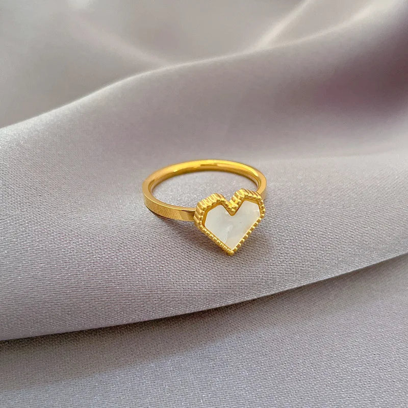 Anillos simples de corazón de amor de concha de acero inoxidable para mujeres y niñas, anillos de concha blanca y negra, regalos de joyería para amigos