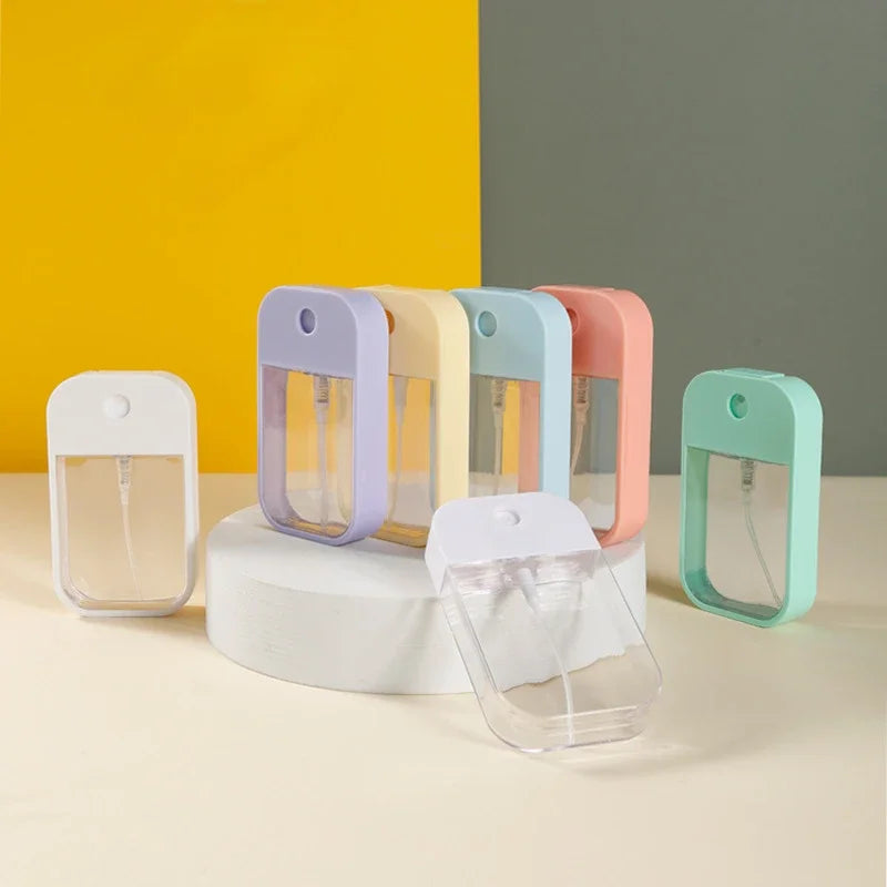 Nuevo 45ml 6 colores portátil recargable desinfectante de manos botellas de Alcohol Mini tarjeta botella con pulverizador viaje subembotellado cosméticos prensa