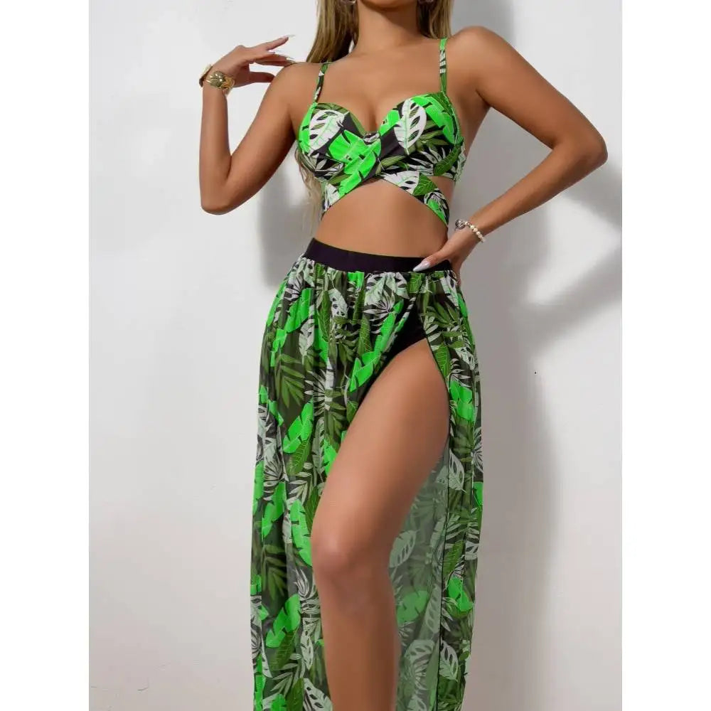 Bikini Sexy con Falda Larga de Malla - Conjunto de 3 Piezas para Playa