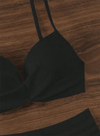 Bikini con Tirantes Finos y Cuello en V - Cintura Alta Torcida