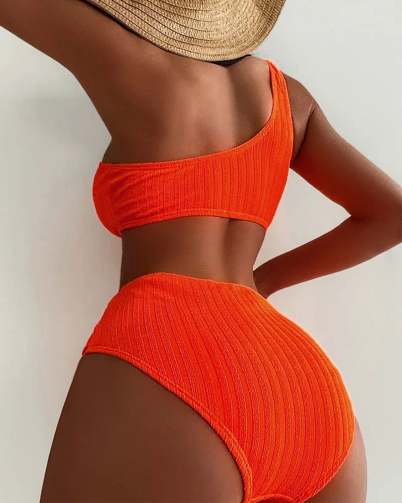 Bikini de Un Hombro y Tiro Alto - Conjunto Elegante para la Arena