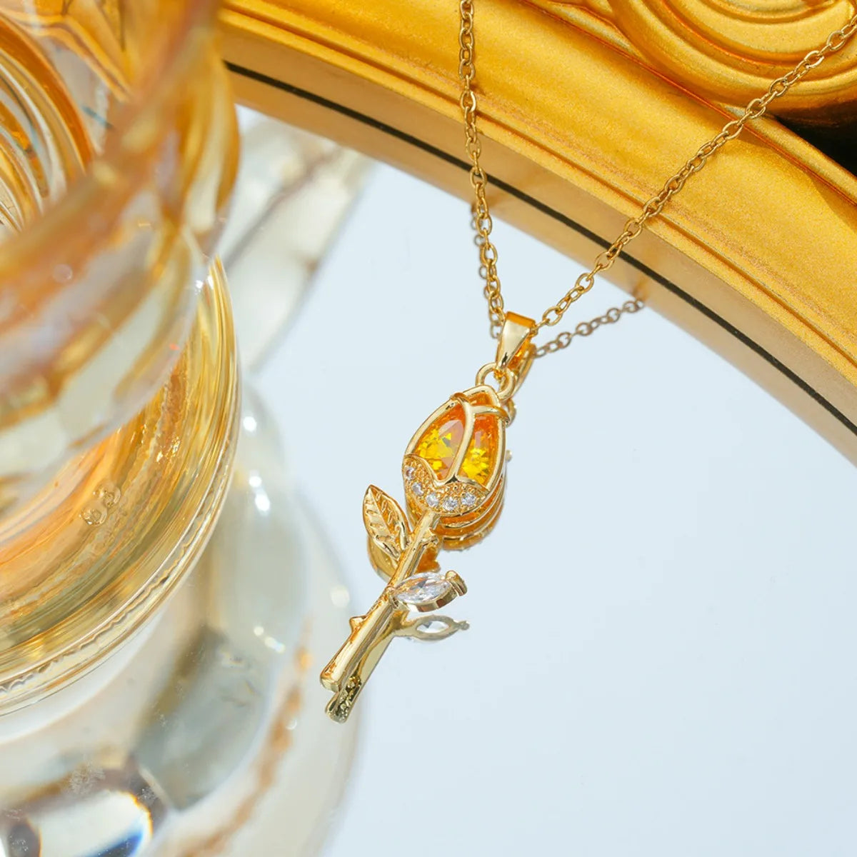 Cadena de acero inoxidable para mujer y niña, collares con colgante de flor de tulipán de circón de lujo a la moda, accesorios de Collar elegantes, regalo de joyería