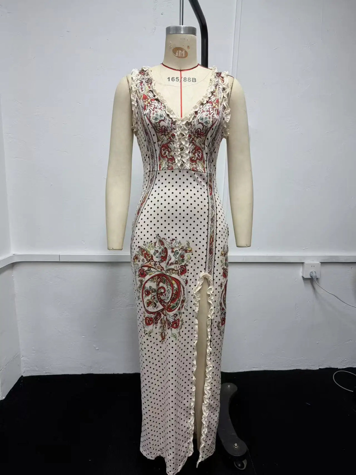 Vestido Floral con Encaje Espalda Descubierta