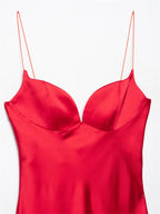 Vestido Rojo Satinado | Cuello en V y Cremallera Trasera | Tropical 2025