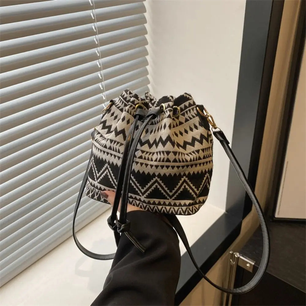 Bolso Tipo Cubo de Lino Floral Étnico para Mujer