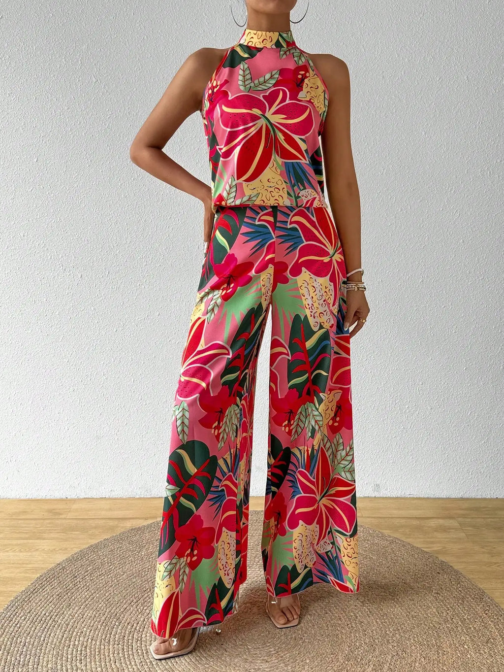 Conjuntos de señora para mujer Halter rosa sin espalda Floral sin plantas conjuntos cortos conjunto de dos piezas para mujer más vendido