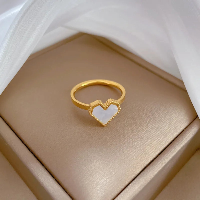Anillos simples de corazón de amor de concha de acero inoxidable para mujeres y niñas, anillos de concha blanca y negra, regalos de joyería para amigos