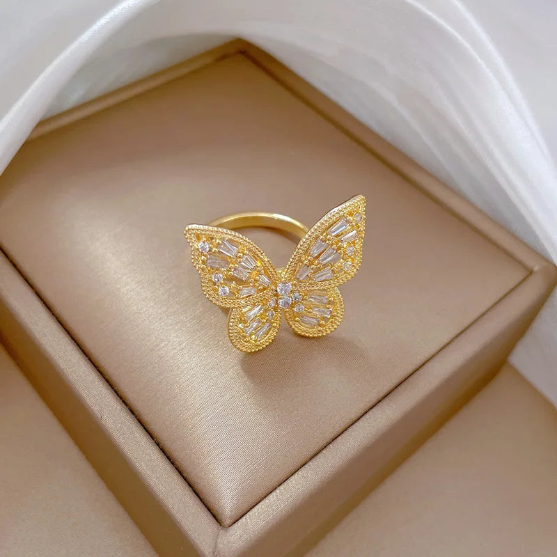 Anillos de cobre de mariposa de circón brillante de lujo para mujeres y niñas, anillo abierto ajustable para dedo, accesorios de fiesta diarios, regalos para amigos