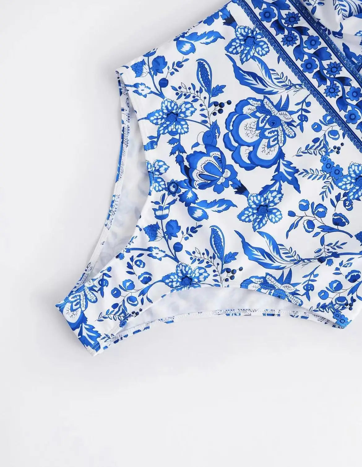 Traje de Baño Una Pieza con Volantes | Estampado Floral | Cuello Hundido | Verano