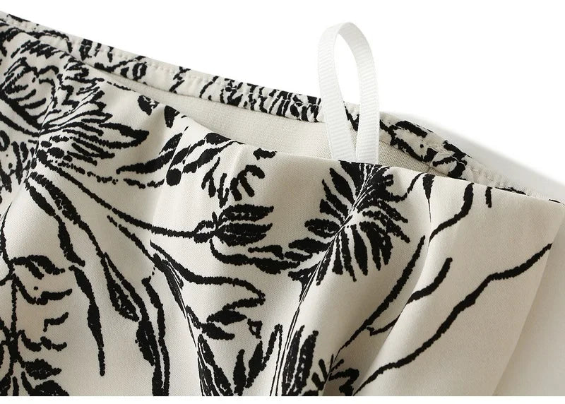 Falda Vintage de Satén | Estampado Floral Elegante