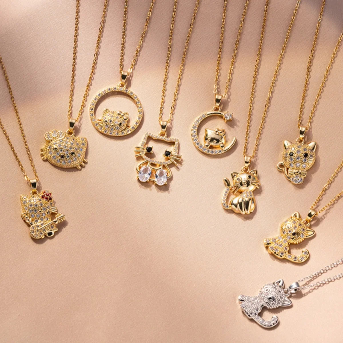 Sanrio lindo Hello Kitty collares con colgante de circón para mujeres niñas encantador gato de dibujos animados gatito cadena de acero inoxidable regalos de joyería